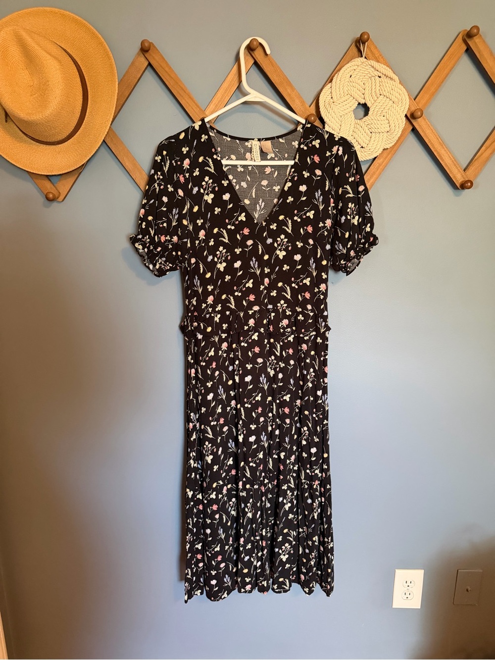 Black Floral V-Neck Midi Dress